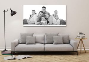 Le Tableau est un bon moyen de savourez une photo de famille dans le salon, et c'est très déco !